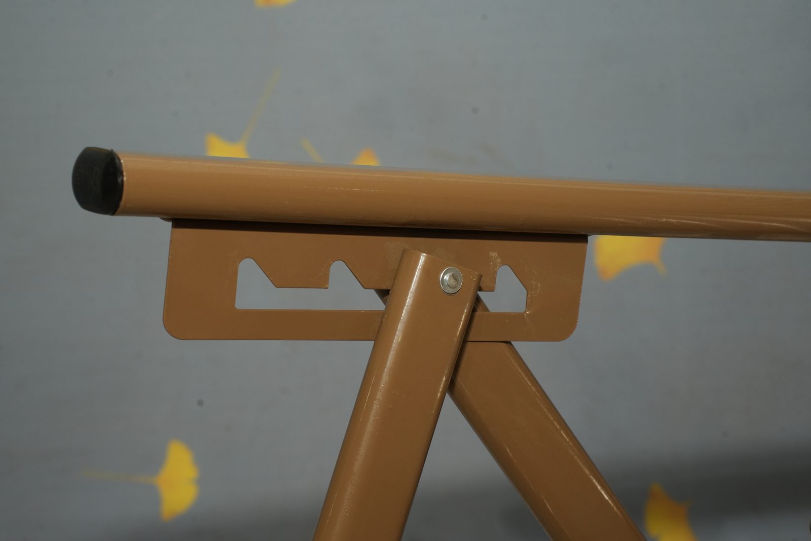 Backrest gear bracket mechanism